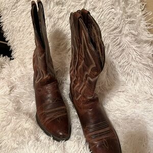 Western boots, brown like new